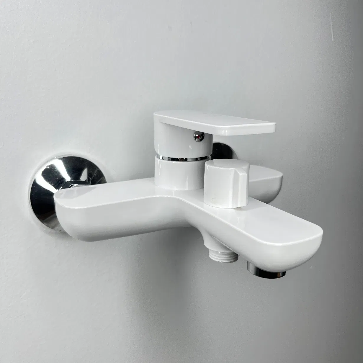 China Hotel Style Single Lever Headle Shower Faucet Mixer Taps
