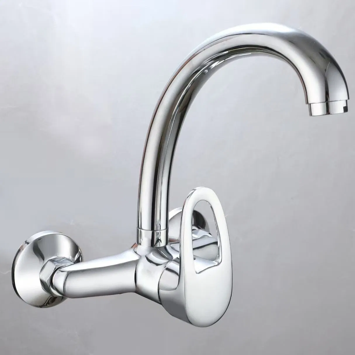 Elegant Classic Chrome Wall-Mounted Bathroom Faucet for Modern Spaces