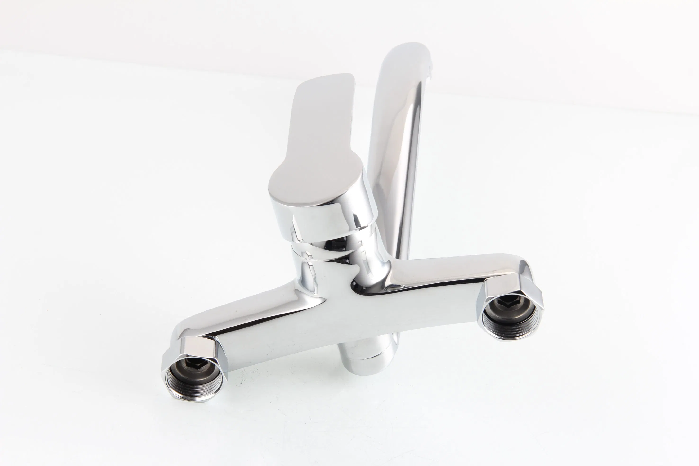 Classic Chrome Brass Wall Mounted Kitchen Sink Faucet for Kitchenroom