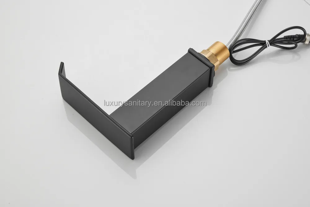 Automatic Faucet View 15