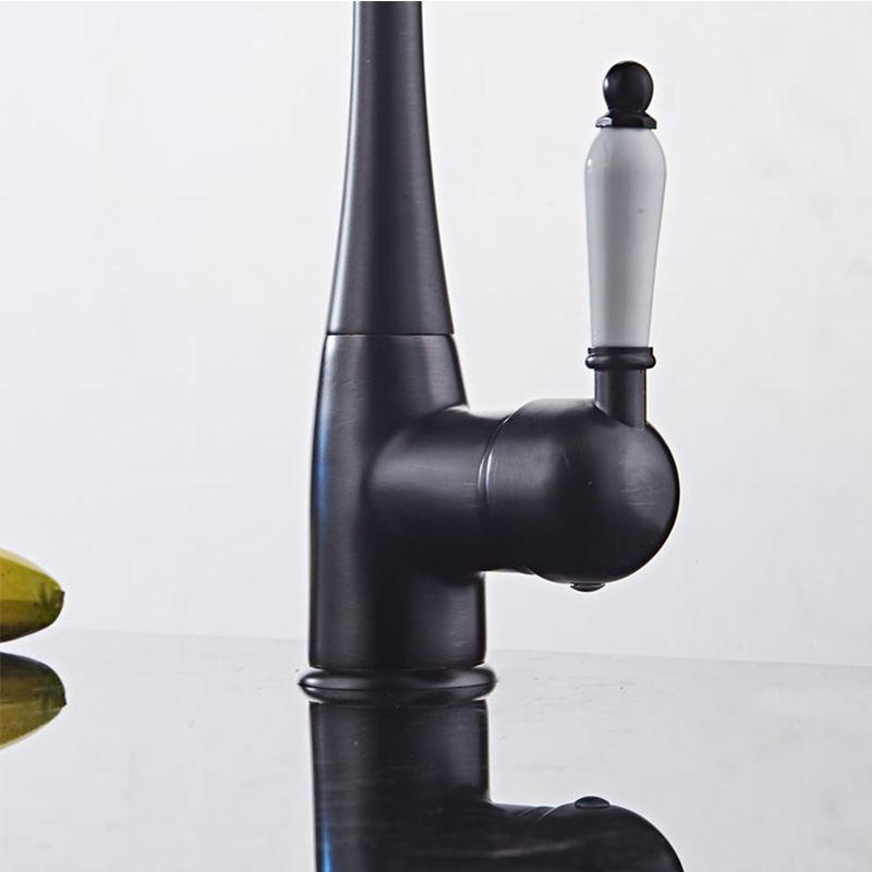 Low Lead Commercial Solid Brass Single Handle Single Lever Kitchen Sink Faucet