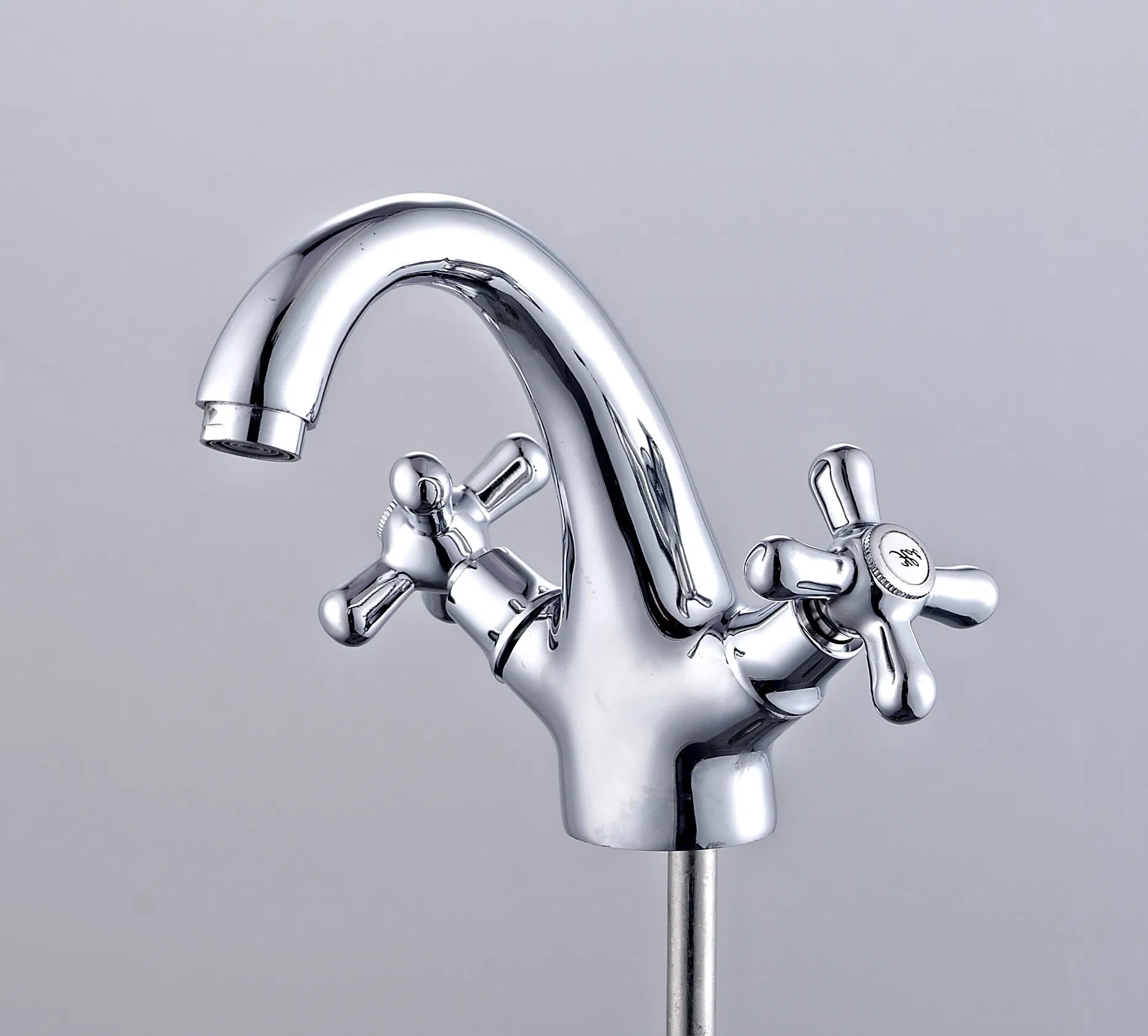 Sleek Silver Water Faucet with Easy Hot/Cold Control Switch