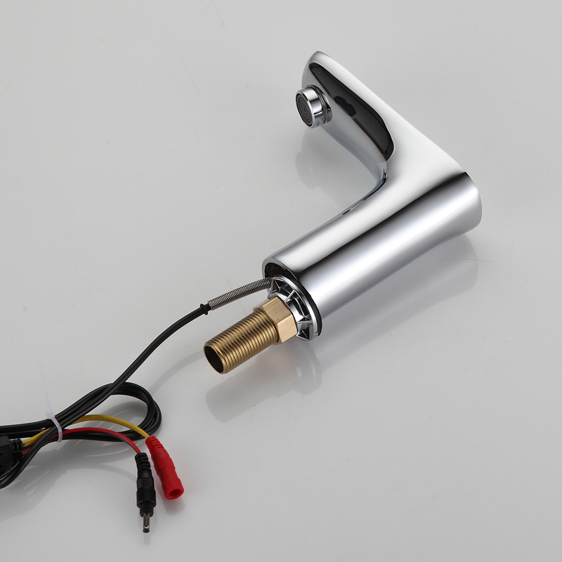 Bathroom Sanitary Ware Touchless Sensor Bath Mixer Faucet Water Tap Mixer