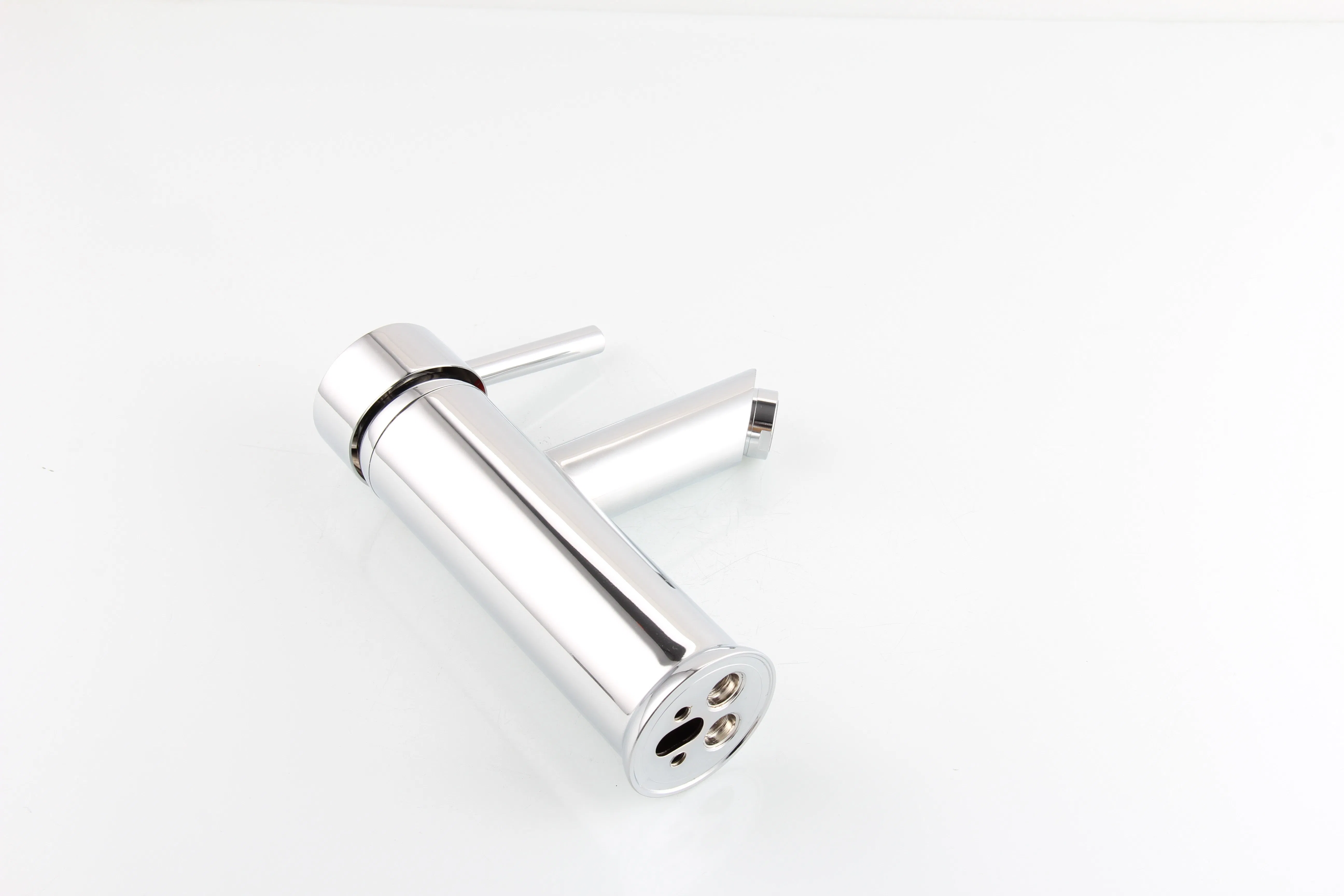 Single Lever Deck Mounted Ceramic Cartridge Basin Faucet/Mixer