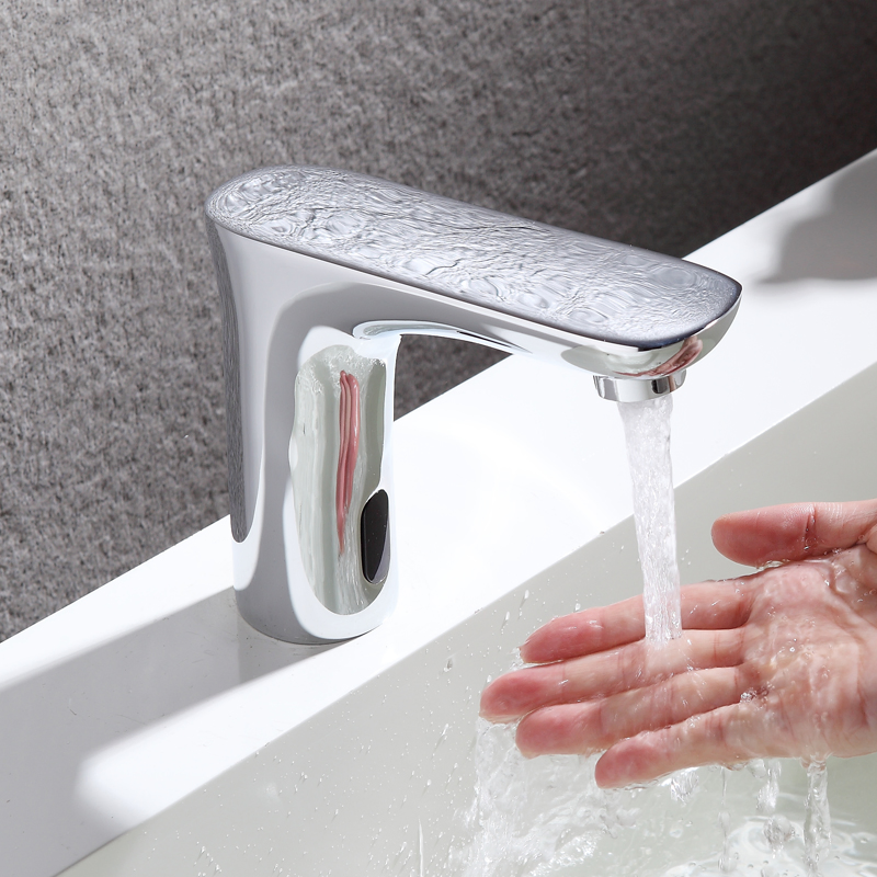 Bathroom Sanitary Ware Touchless Sensor Bath Mixer Faucet Water Tap Mixer