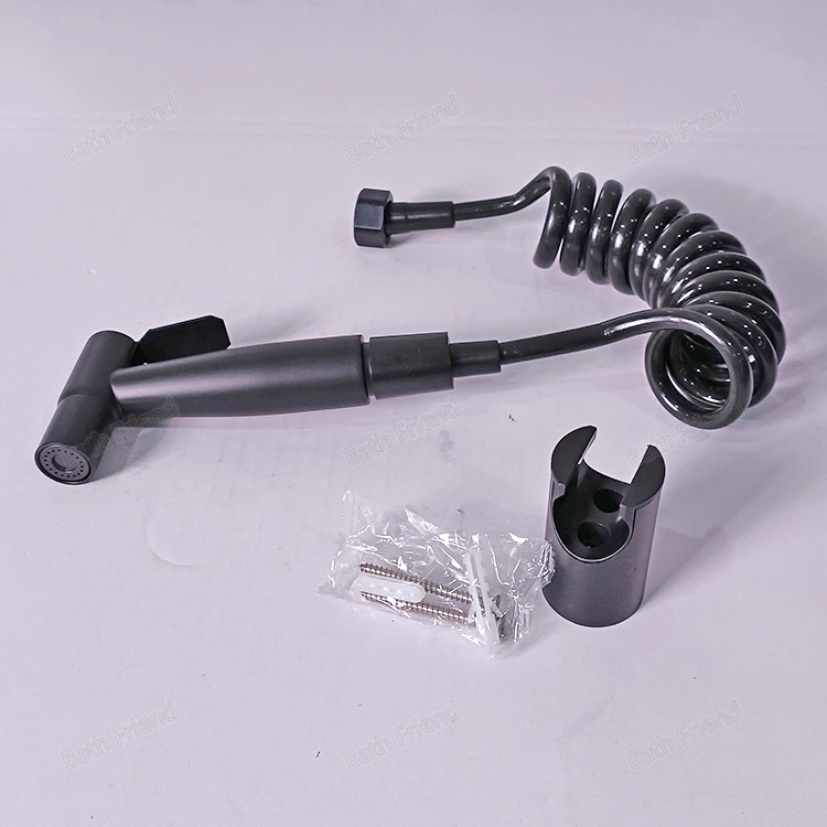 Matte Black Brass Wall Mounted Bidet Spray Gun Bathroom Accessories Wc Toilet Bowl Bidet Faucet