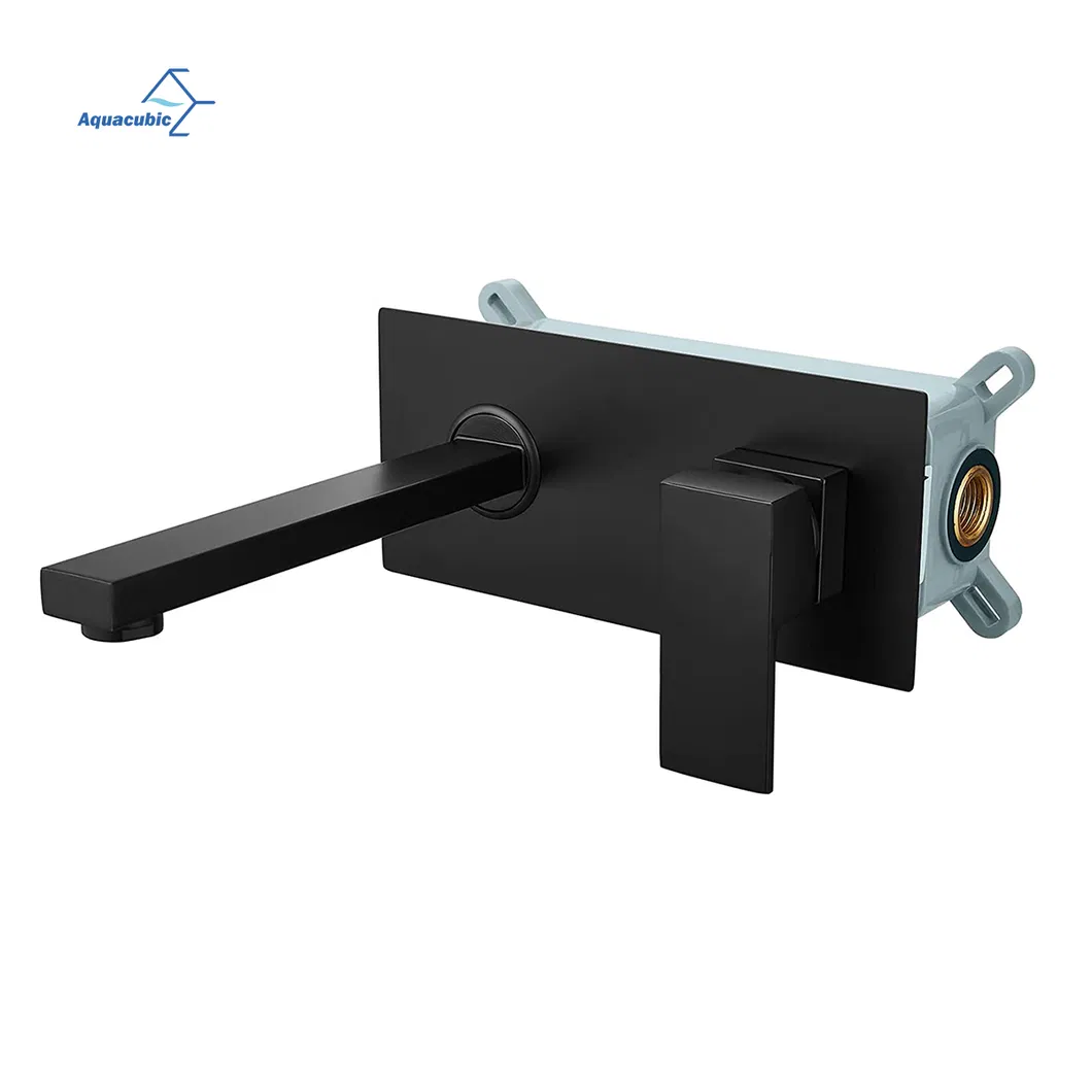 Modern Faucet Display 1