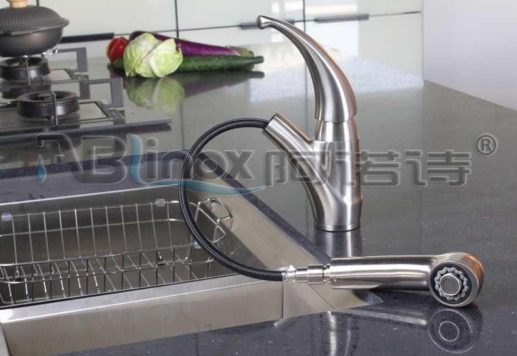 Deck Mounted Stainless Steel Pull out Sprayer Basin Mixer