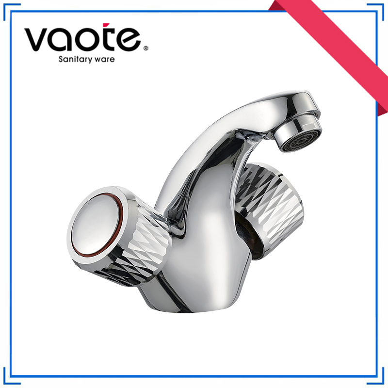 Distributor New Bridge Design Double Handle Kitchen Sink Faucet (VT60306)