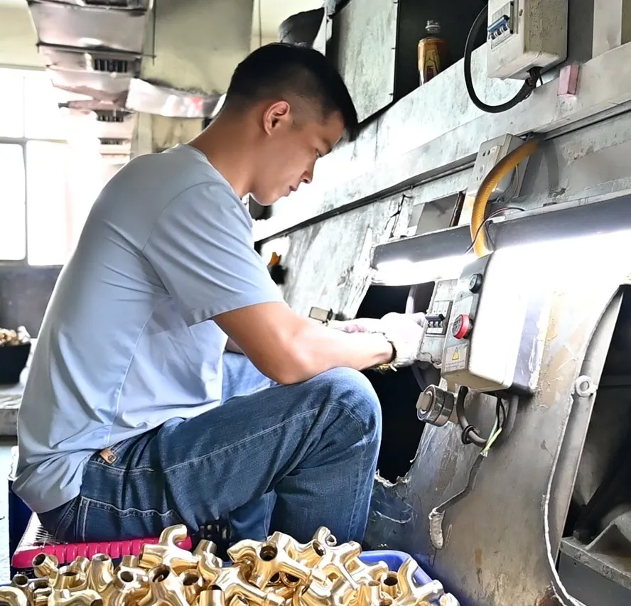 Brass Bidet Sprayer Component View