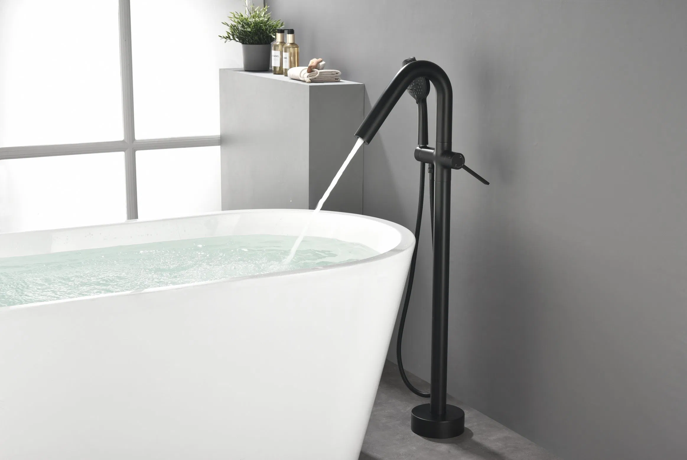 Hot Sale Floor Mounted Freestanding Matte Black Bathtub Faucet