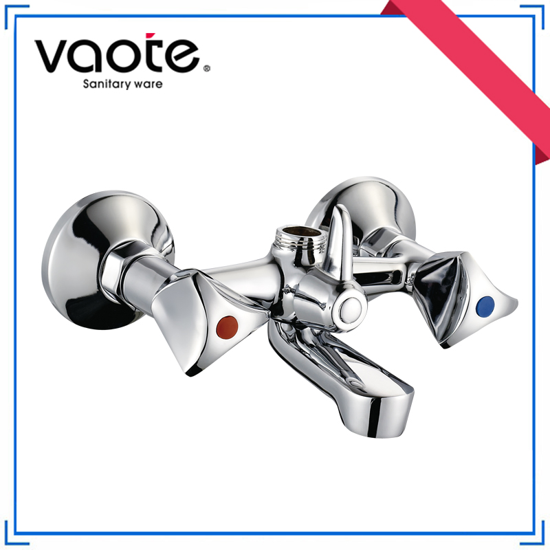 Economic Brass Bridge Double Handle Kitchen Mixer Faucet (VT60106)