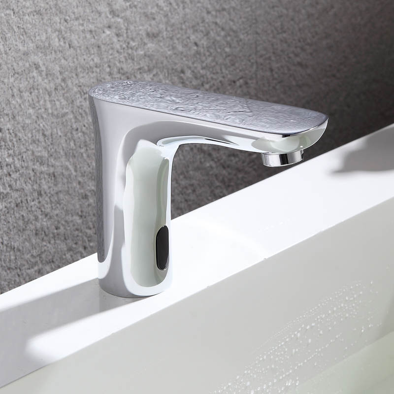 Bathroom Sanitary Ware Touchless Sensor Bath Mixer Faucet Water Tap Mixer