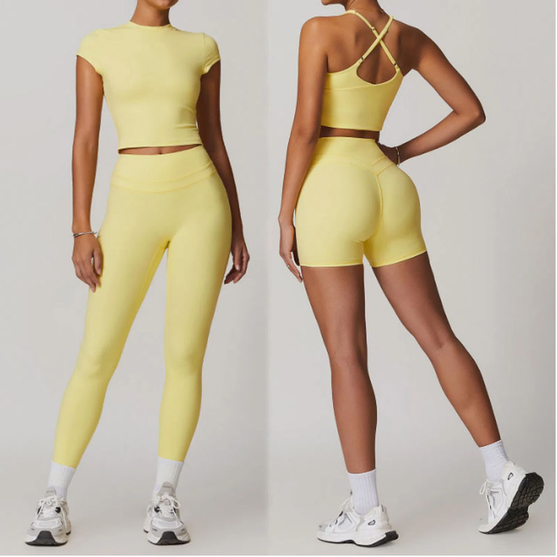 شورتات نسائية بدون seams عالية المرونة لليوغا مع تصميم يبرز المؤخرة ملابس رياضية للصالات الرياضية