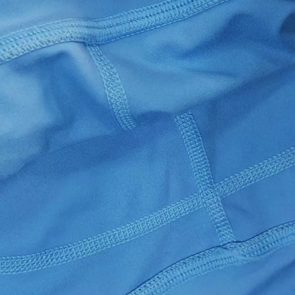توصيل سريع شورتات يوغا نسائية واسعة أنيقة خفيفة الوزن قابلة للتنفس مزينة بألوان مختلفة شورتات يوغا للروتين اليومي