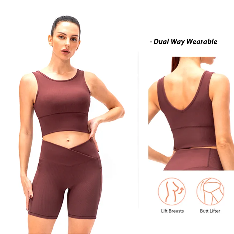 ملابس رياضية
