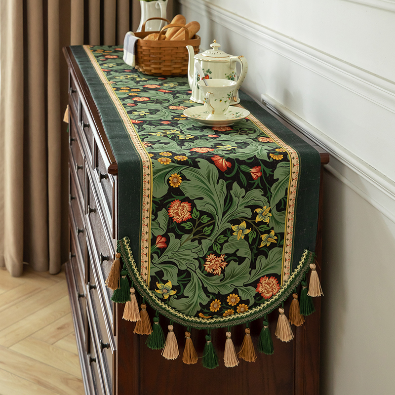 Chic Decorative Tablecloth for Unique Gatherings and Festive Occasions