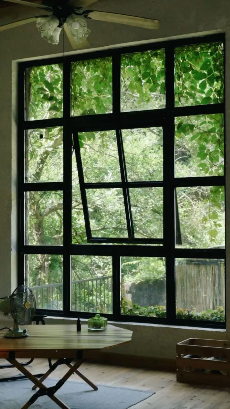 Exceptional Artistry Regal Standard Enduring Skeleton Crisp Streamlined Silhouette Handcrafted Workshop Signature Luxury Tilt and Turn Windows