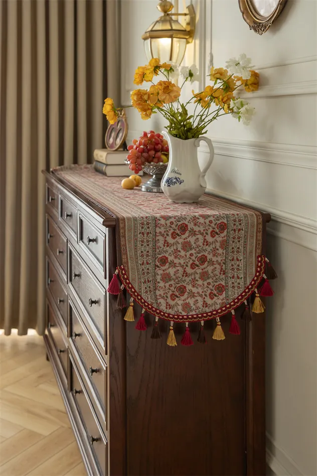 Stylish Tablecloth Design