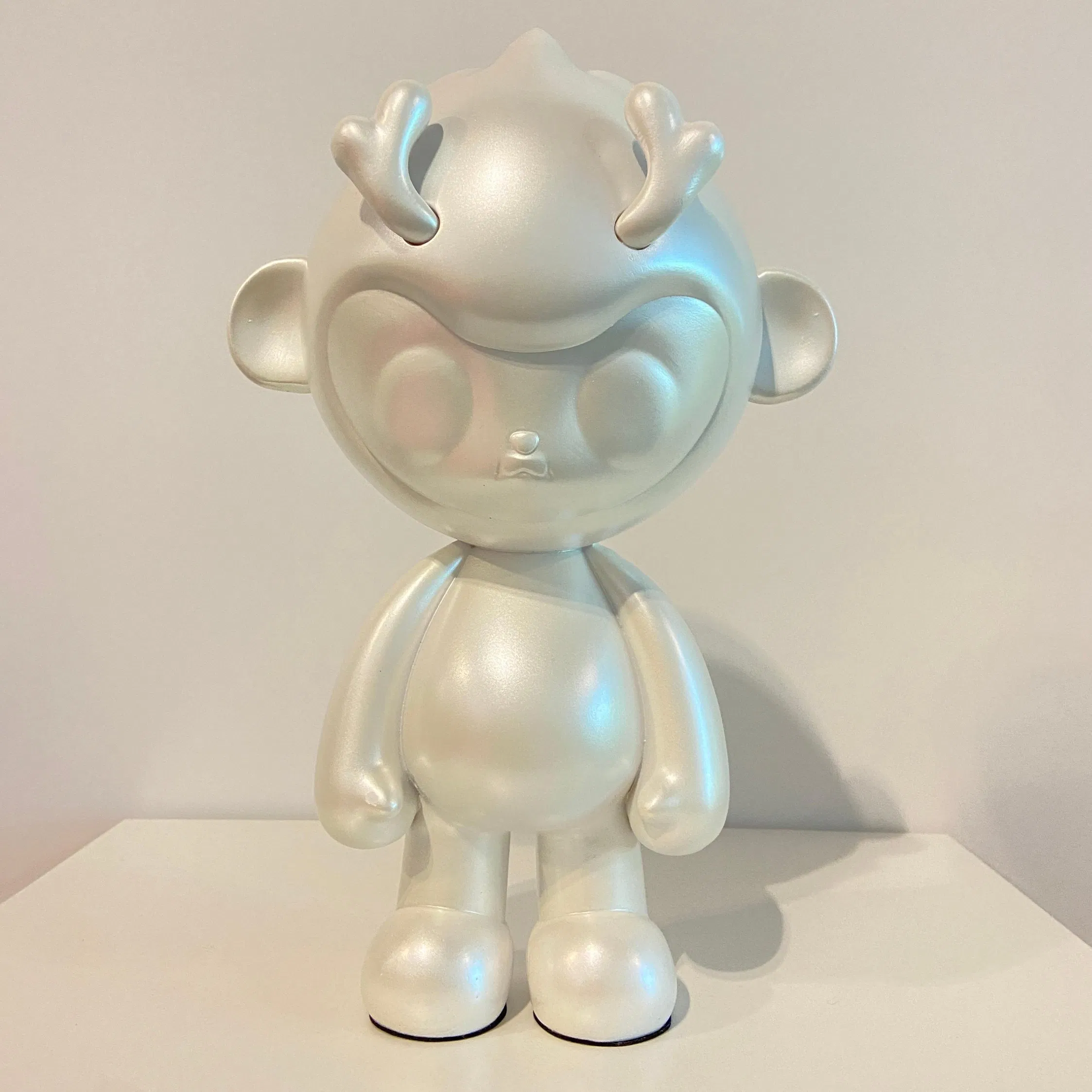 Home Office Lovely Decor Sculpture Abstract Figure Resin Art