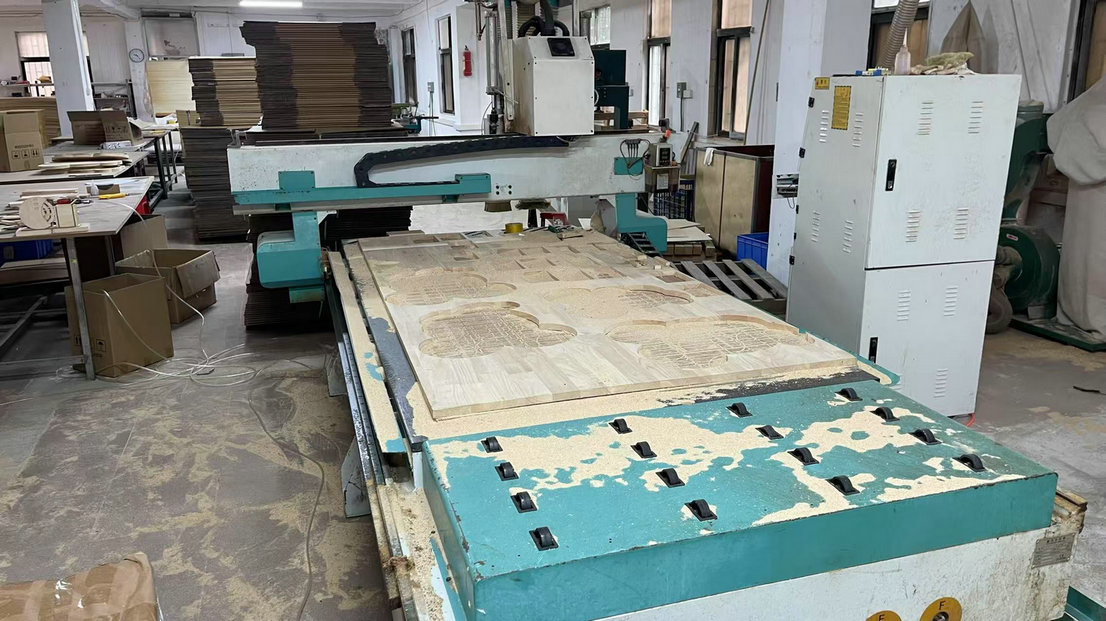 CNC machine for precision craft manufacturing