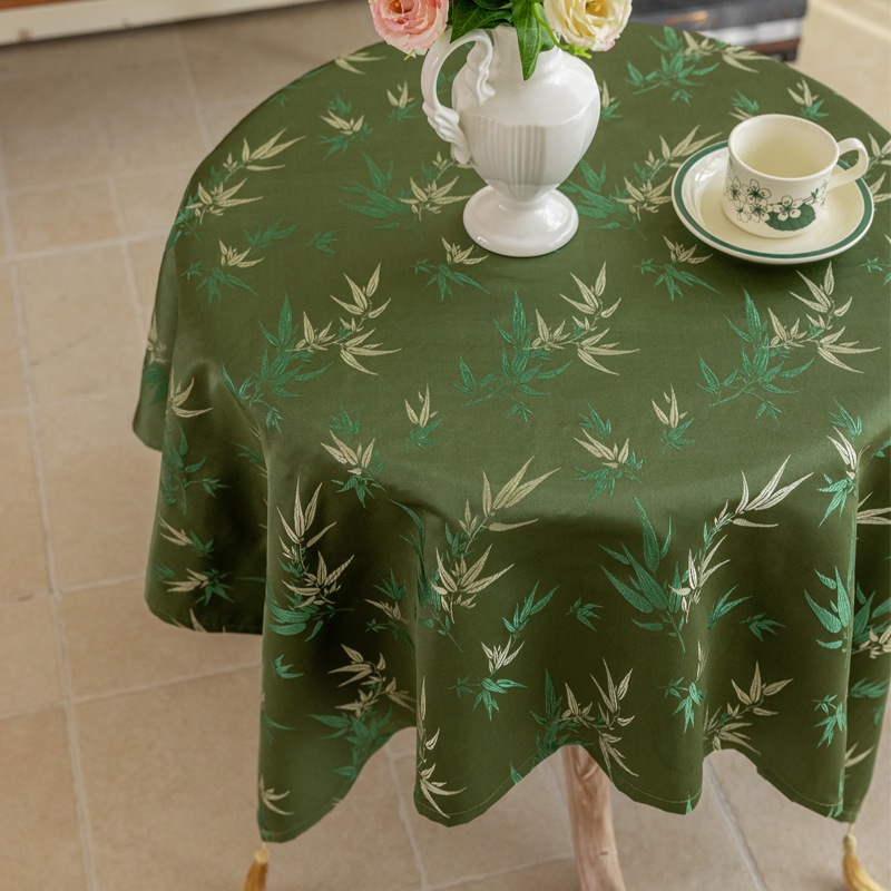 Durable Celebration Tablecloth for Elegant Festive Dining Occasions