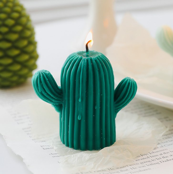 2024 New Design Professional Manufacturer Cute Mini Cactus Shape Scents Candle Supplies Making Scented Plants Soy Candles for Birthdays and Weddings