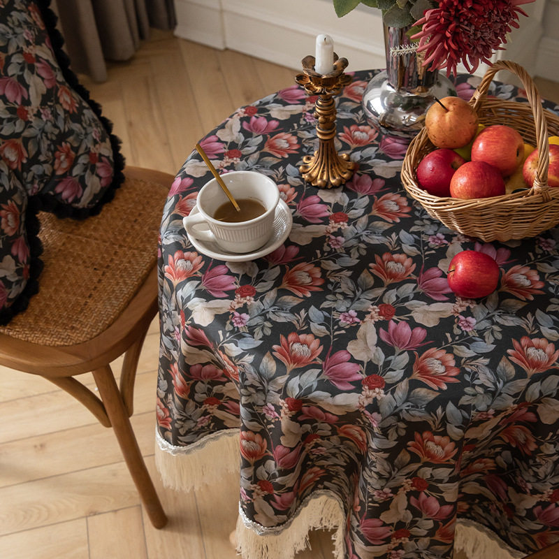 Unique Decorative Tablecloth for Festive Gatherings and Elegant Dining
