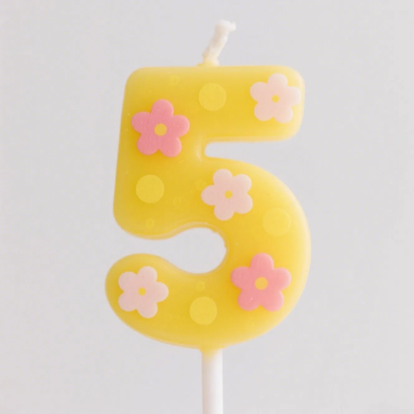 Huaming Birthday Candles Digital Birthday Candles for Making a Grand Entrance at Birthday Parties with Their Spectacular Visual Appeal