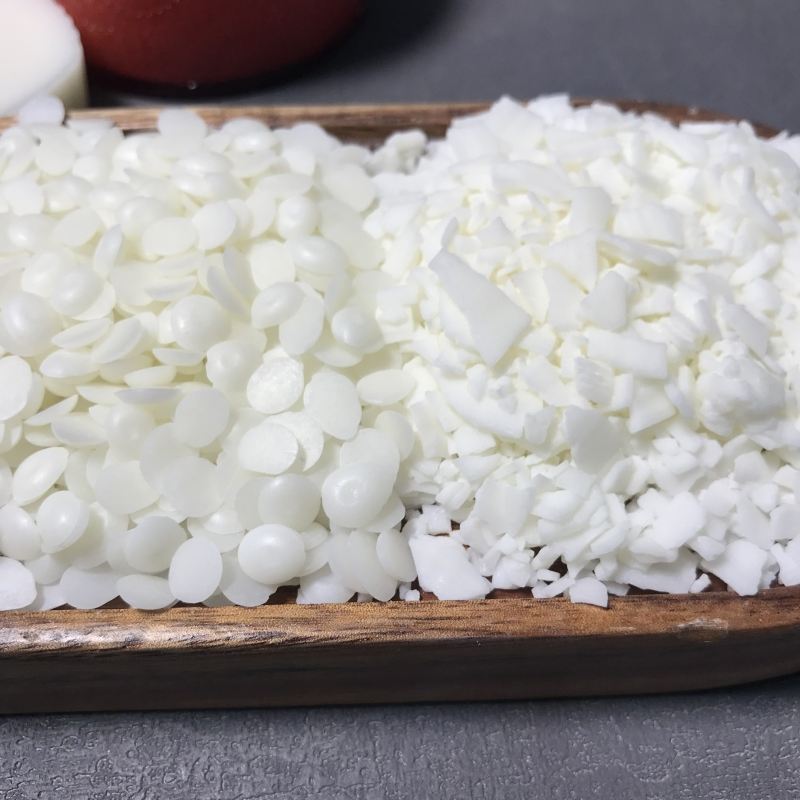 Factory Direct Wholesale Organic Natural Pearled Scented Candle Paraffin Bees Soy Wax Flakes Bulk for Candle Making