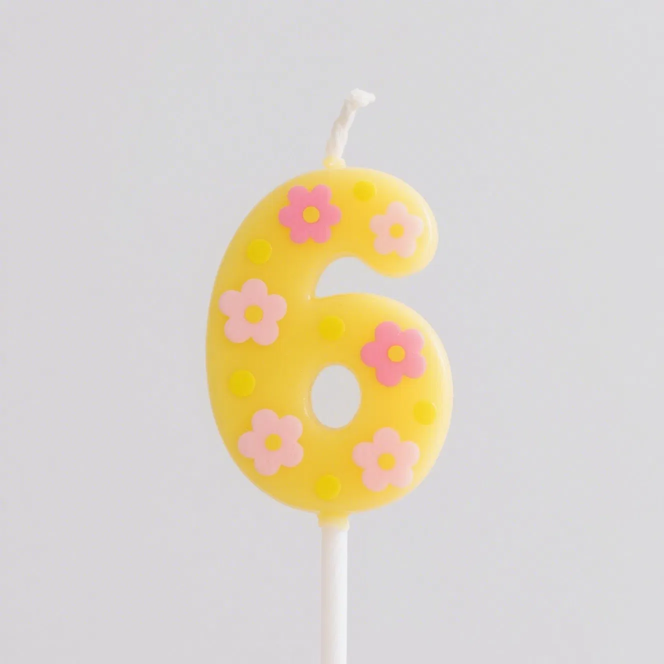 Huaming Birthday Candles Digital Birthday Candles for Making a Grand Entrance at Birthday Parties with Their Spectacular Visual Appeal