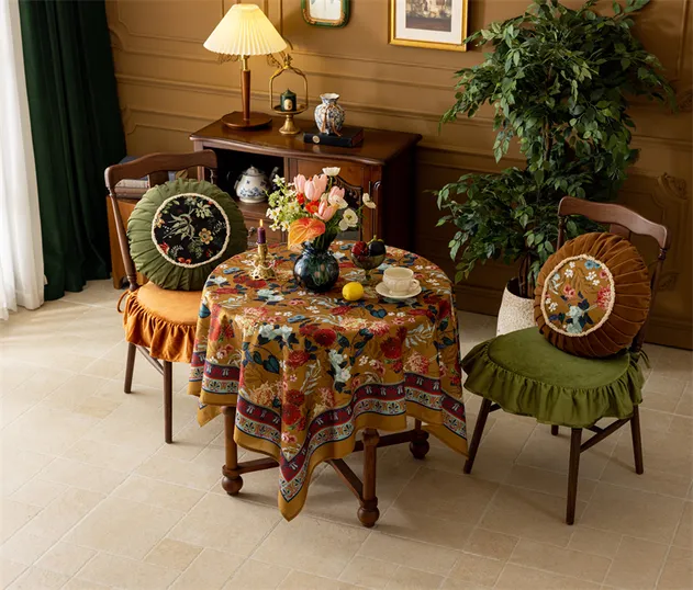 Decorative Tablecloth 2