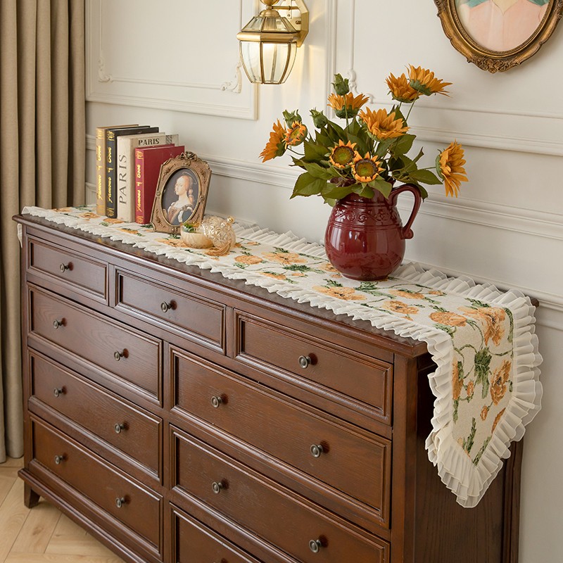 Unique Festive Tablecloth for Quality Parties and Memorable Events