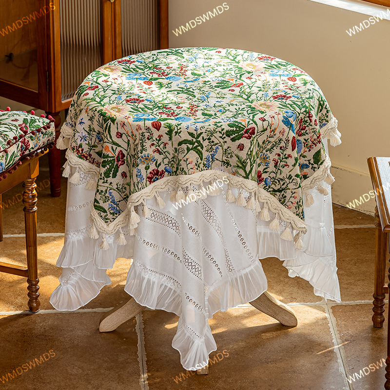 Fashionable Festive Printed Tablecloth for All Your Celebrations Needs