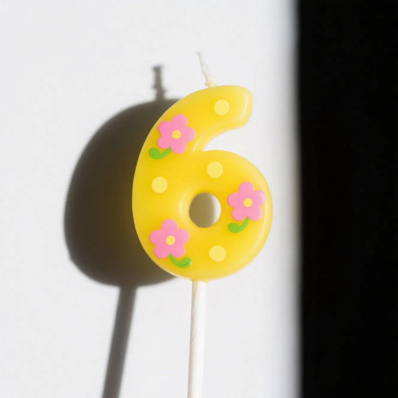 Huaming Birthday Candles Digital Birthday Candles for Making a Grand Entrance at Birthday Parties with Their Spectacular Visual Appeal