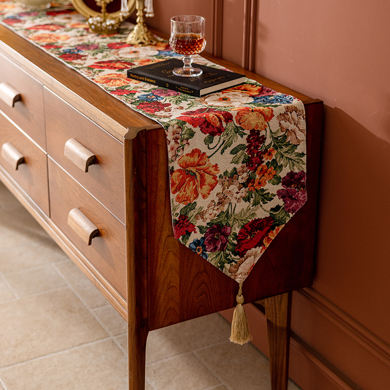 Quality Festive Tablecloth Featuring Unique Decorative Tablecloth for Celebrations
