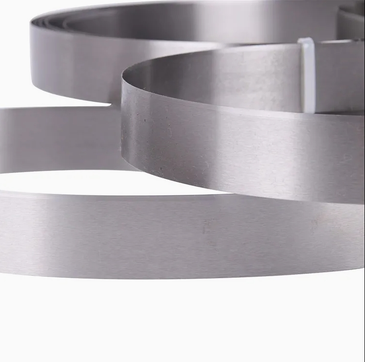 Leather Cutting Knife Cutting Thick Leather Sheets for Crafting Bags, Belts, and Wallets