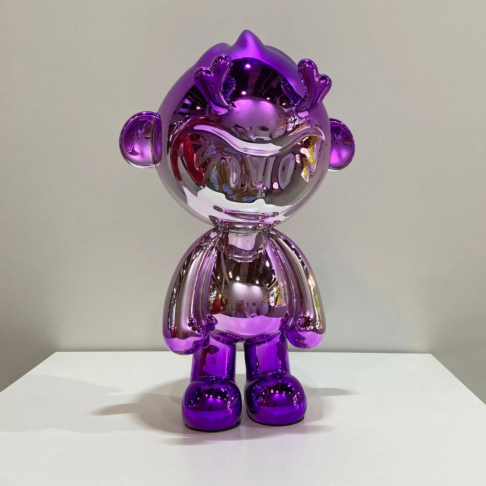 Home Office Lovely Decor Sculpture Abstract Figure Resin Art