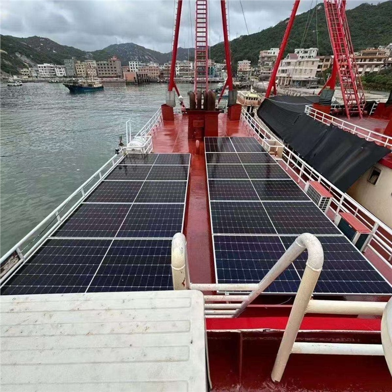Panel Solar Fotovoltaico Inteligente para una Mejora en la Gestión Energética del Hogar