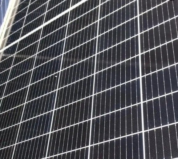 Paneles solares impermeables para sistemas de energía fuera de la red
