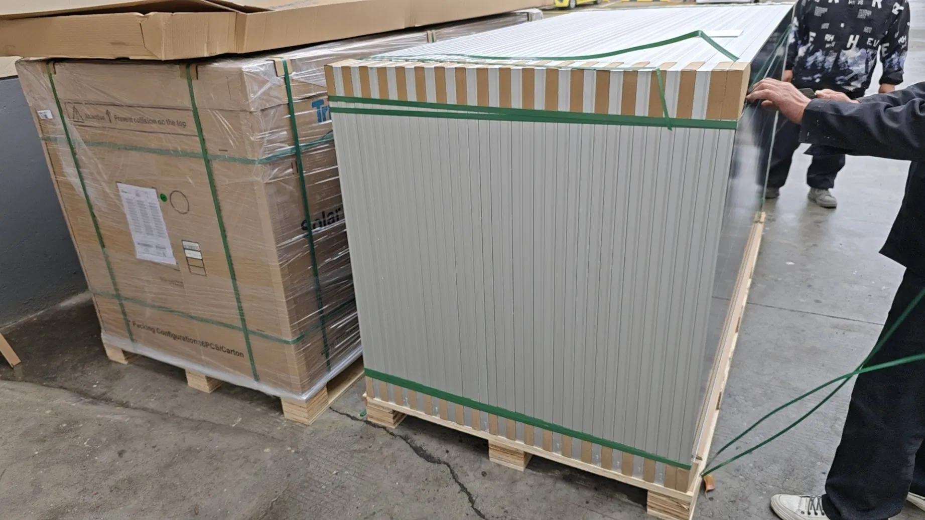 Aioties 450W Panel Solar para Gran Escala de Granjas Solares