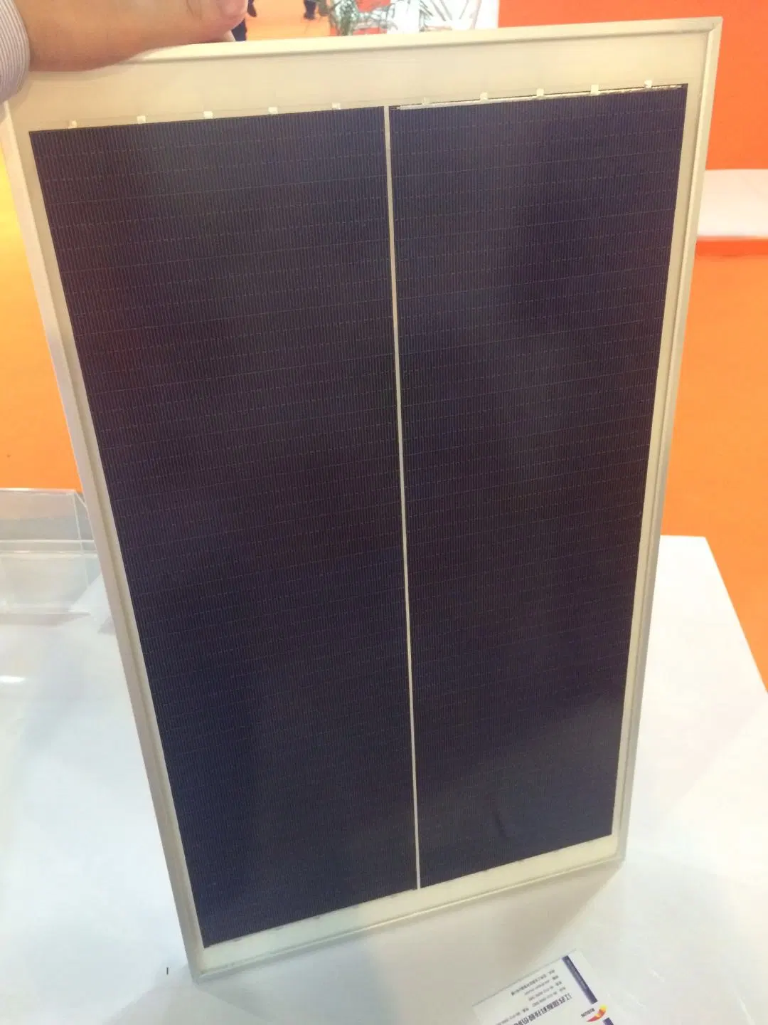 Tejas Solares Celda 40W Panel Solar Mono para Luz Solar Callejera Sistema Solar Fuera de la Red