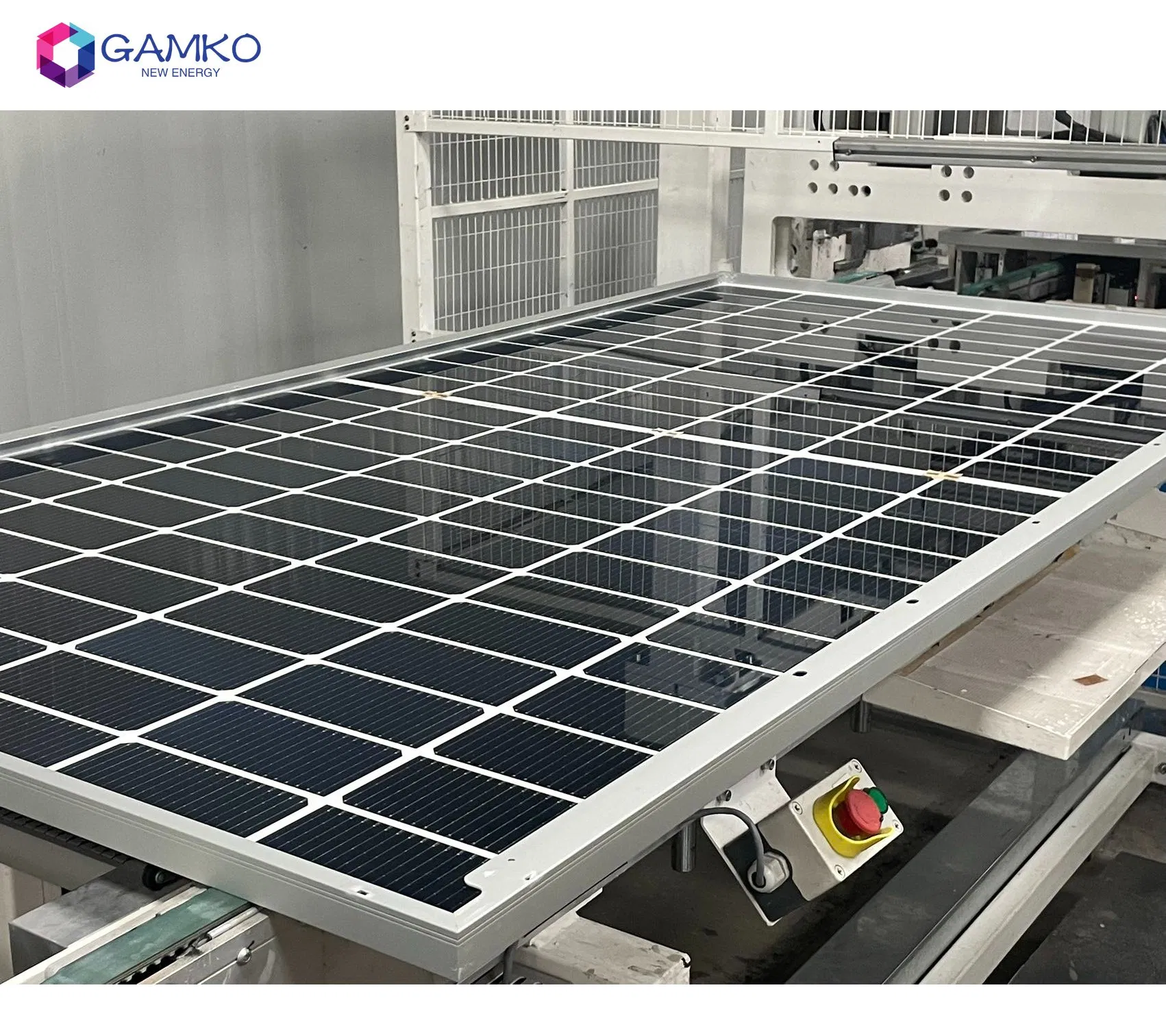 580W Panel Solar con 30-Year Garantía de Rendimiento Lineal, Totalmente Certificado para Proyectos Comerciales a Gran Escala
