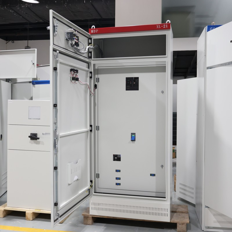 Gabinete de Protección Solar Panel de Control de Baja Tensión para Suministro de Energía Comercial