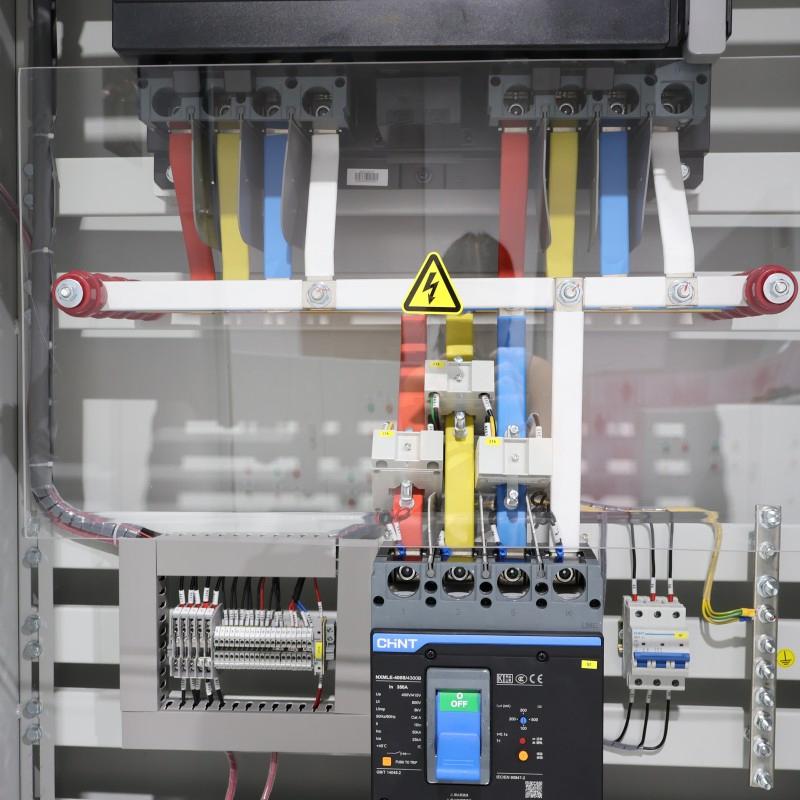 Gabinete de Protección Solar Panel de Control de Baja Tensión para Suministro de Energía Comercial