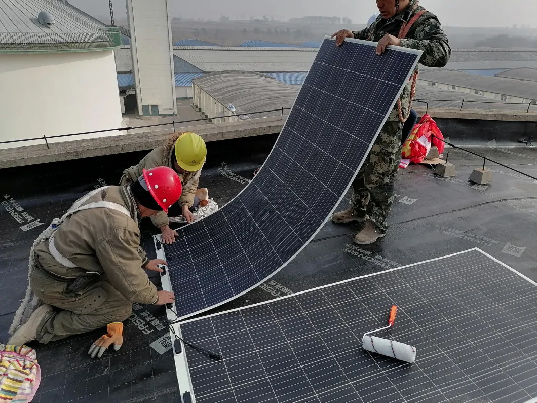 Instalación del proyecto solar 1