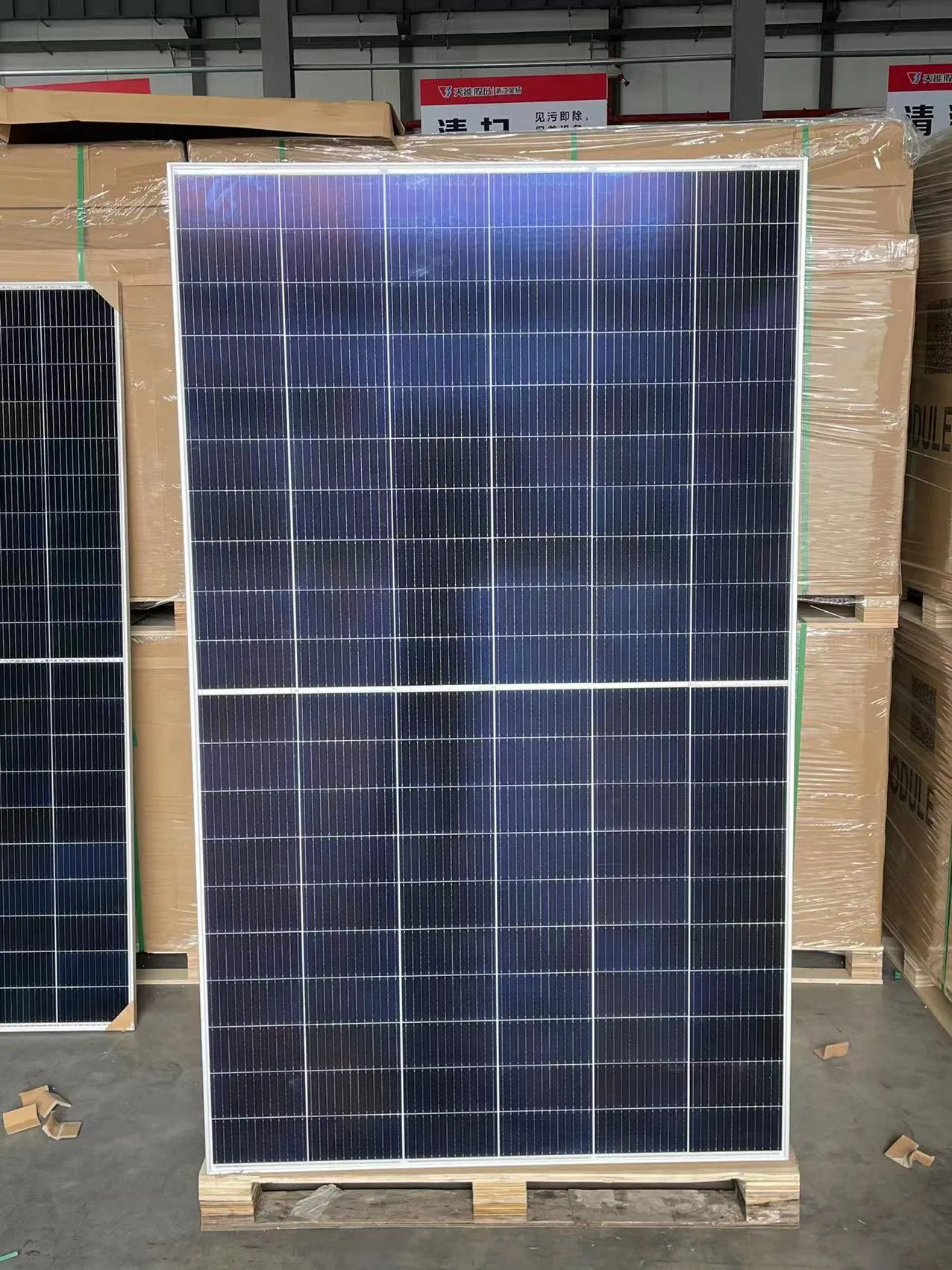 Panel Solar Half Cut de la UE Shinefar 610W Módulo Solar PERC