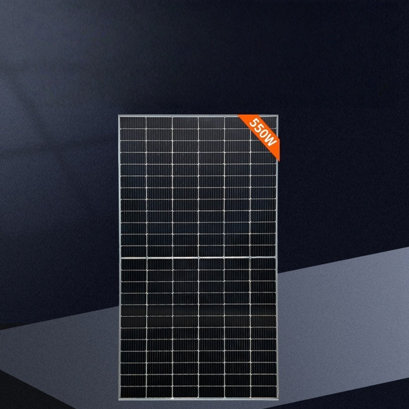 Generación de energía fotovoltaica conectada a la red exterior con paneles solares