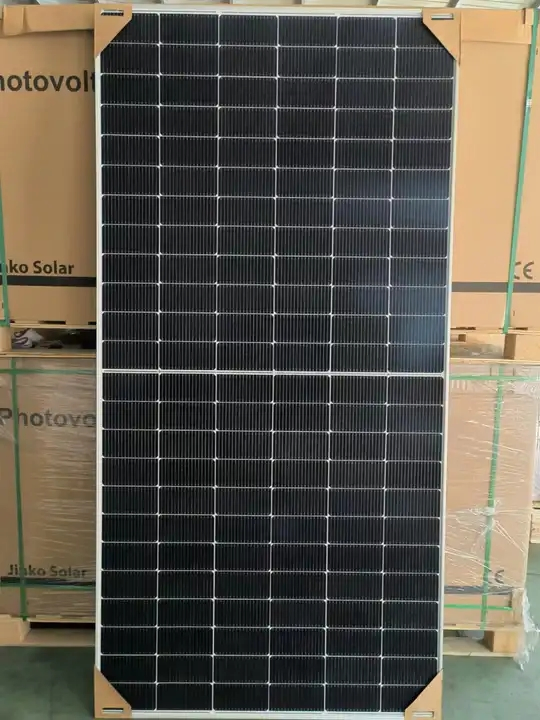 Tirar 1 Marca Jinko 580W 600W Panel Solar Panneau para Uso Comercial