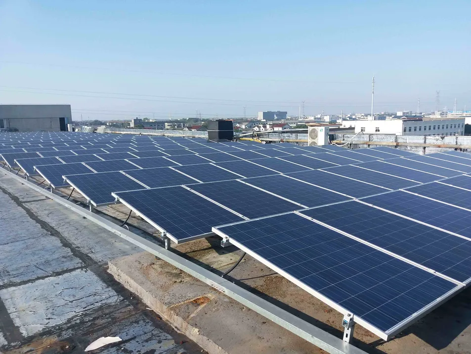 Sistema de Montaje de Paneles Solares Avanzado para una Instalación Fácil